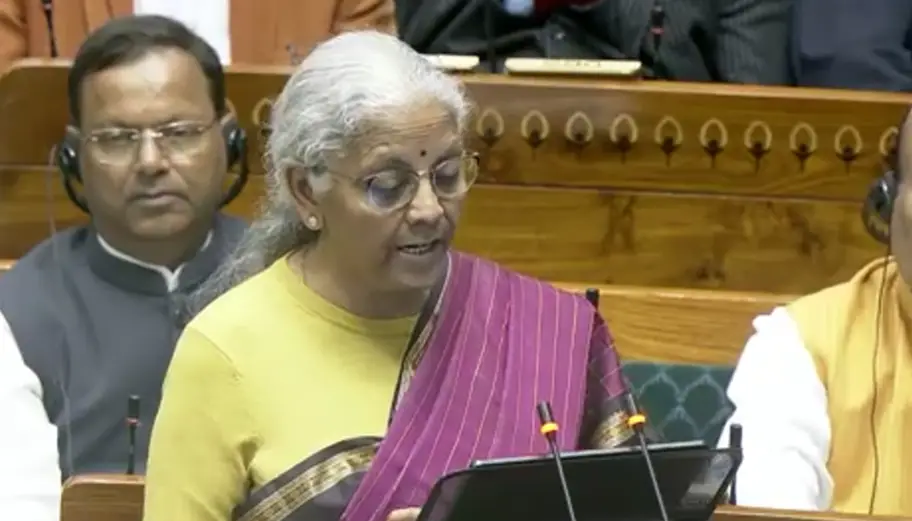 आम बजट 2026: पटना और वाराणसी बनेंगे वाटरवेज हब, बिहार को हाई-स्पीड रेल कॉरिडोर की बड़ी सौगात